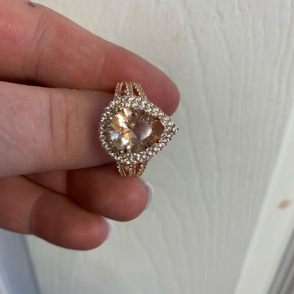 Bella Luce Jewelry - Bella Luce Rose Morganite/Diamond Ring Size 10